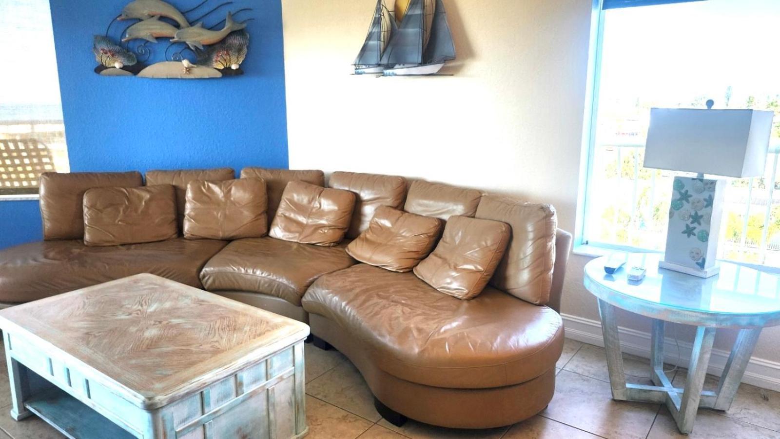 Sunset Sands From Oasis Getaways St. Pete Beach Exterior photo